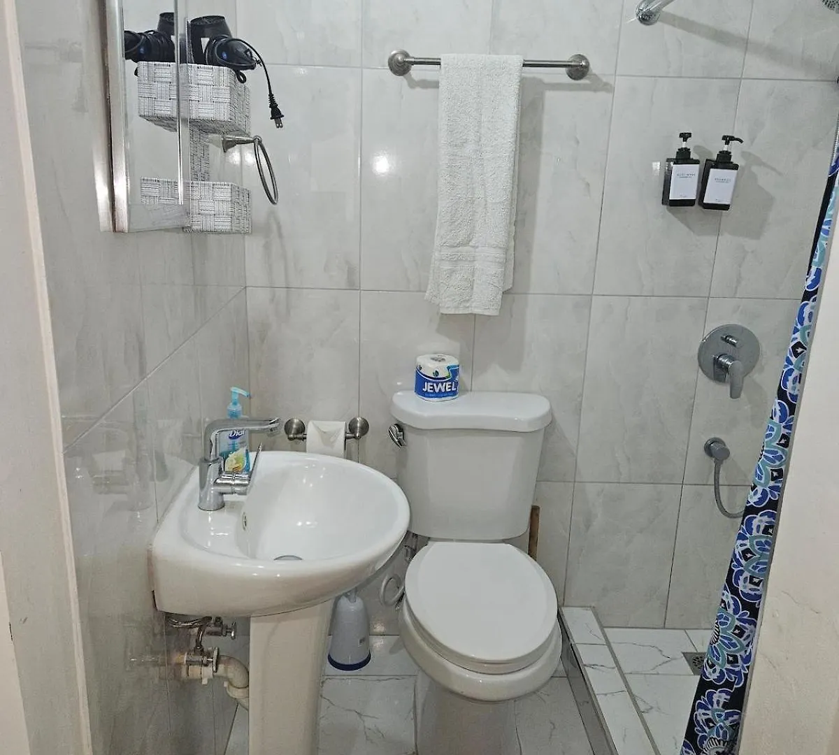 Compact Studio, Beach & Pool 204A Montego Bay